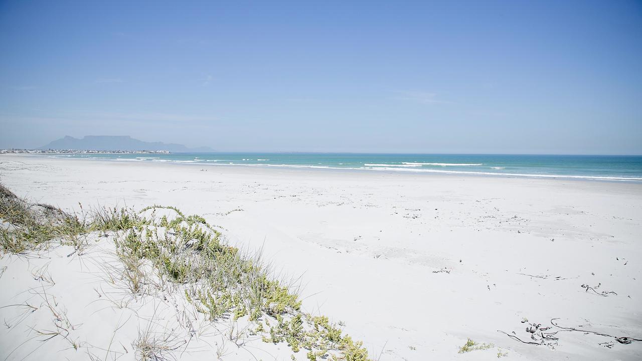 Amazing Beach House In Melkbos! Van Riebeeckstrand Luaran gambar